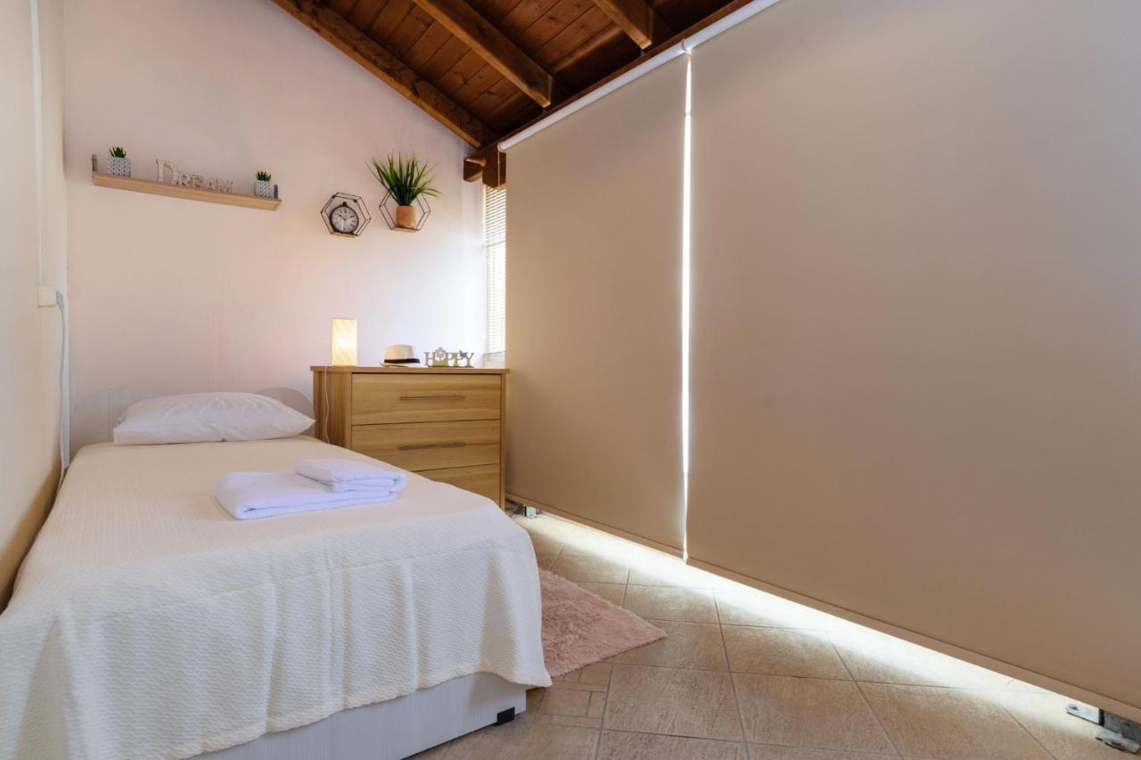 Central Penthouse In Quiet Neighborhood Near Sandy Beach Chania  Екстер'єр фото