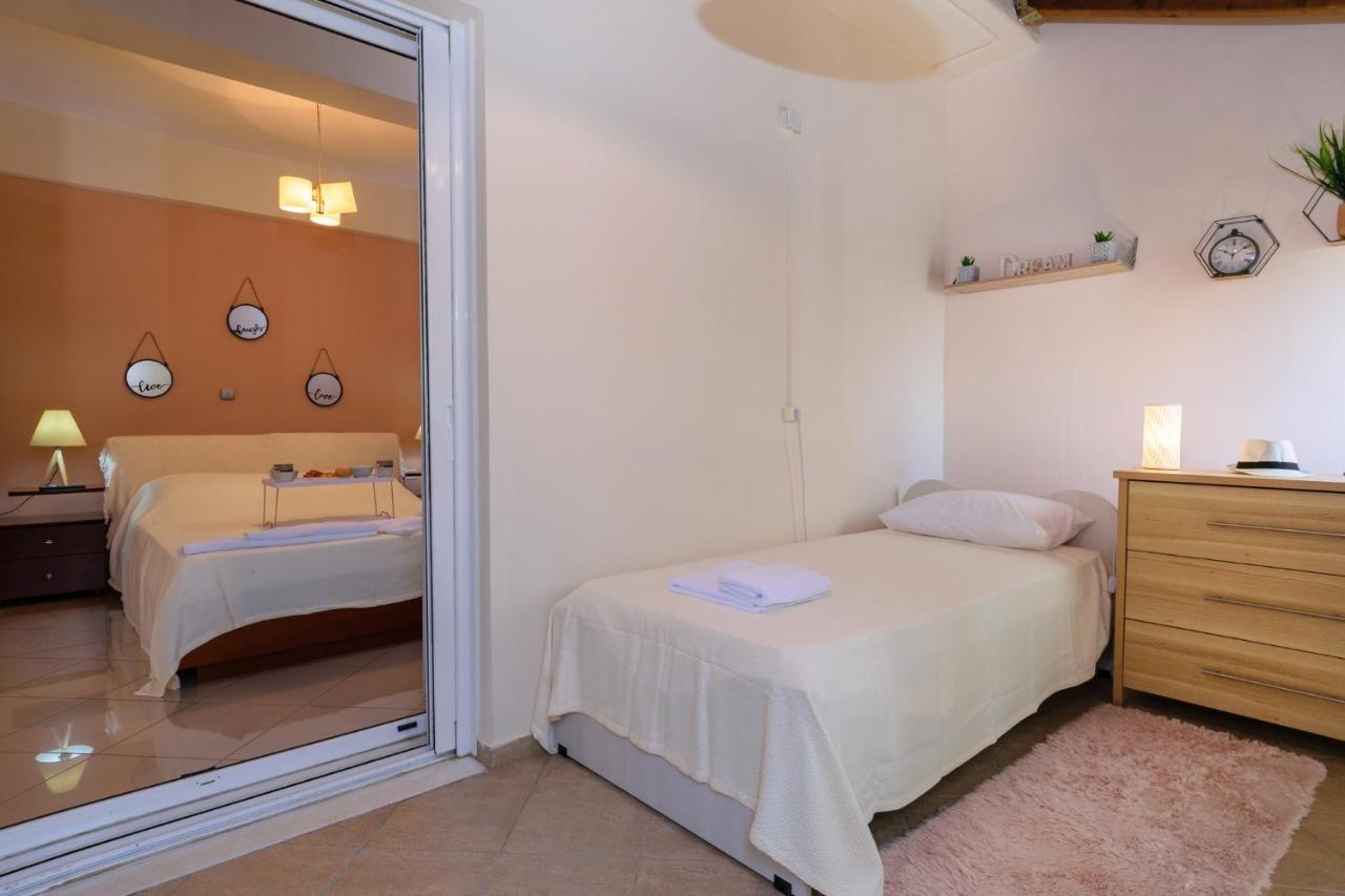 Central Penthouse In Quiet Neighborhood Near Sandy Beach Chania  Екстер'єр фото